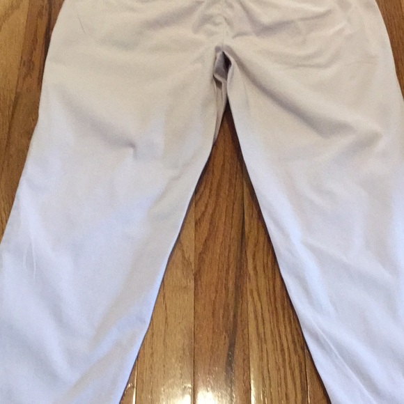 🎀 Ann Taylor Loft~~Pink Crop Capris~~🎀 - Picture 6 of 6